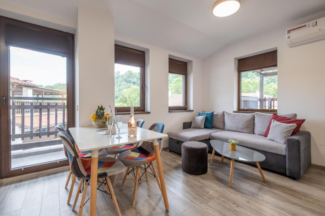 Tarnovgrad Apartments - Free Parking فيليكو ترنوفو المظهر الخارجي الصورة