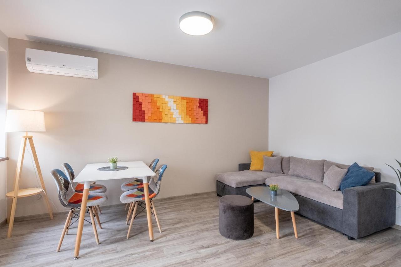 Tarnovgrad Apartments - Free Parking فيليكو ترنوفو المظهر الخارجي الصورة